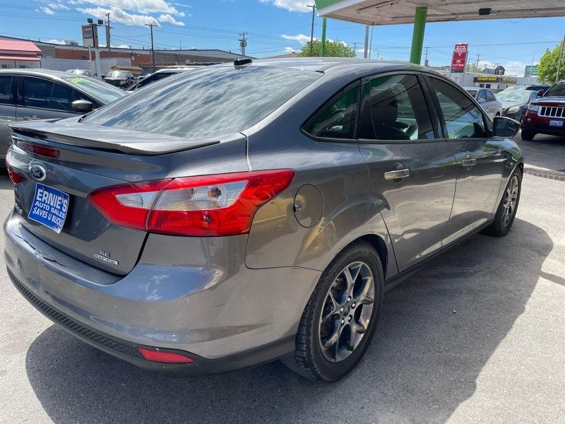 Ford Focus SE Sedan 2013