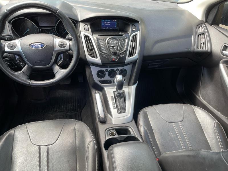 Ford Focus SE Sedan 2013