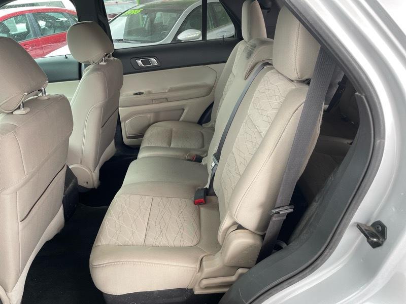 Ford Explorer Base 4WD 2014