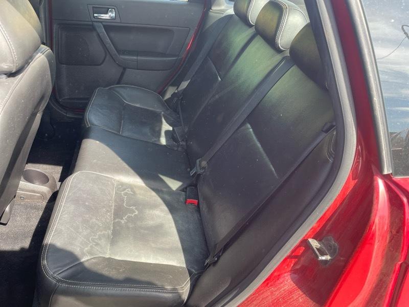 Ford Focus SES Sedan 2010