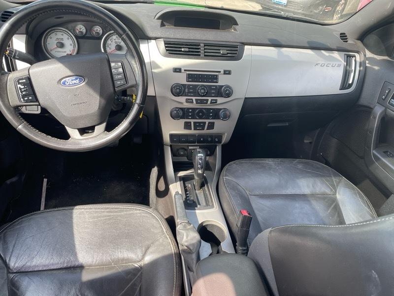 Ford Focus SES Sedan 2010