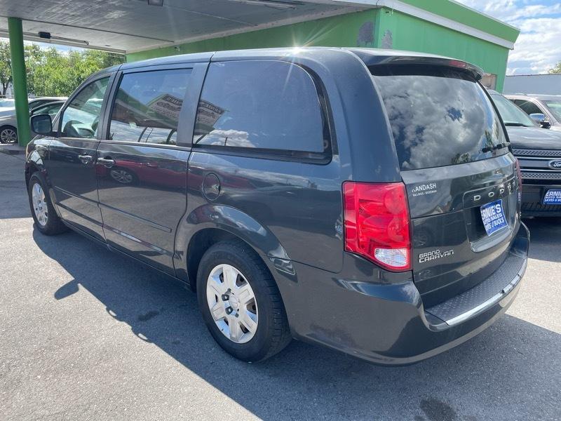 Dodge Grand Caravan SE 2012