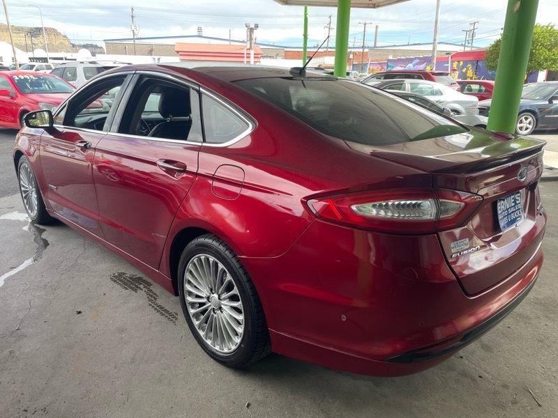 Ford Fusion Hybrid Titanium 2013
