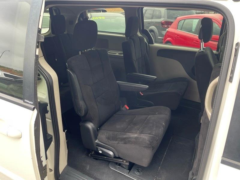 Dodge Grand Caravan SXT 2012