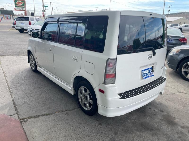 Scion xB Wagon 2006