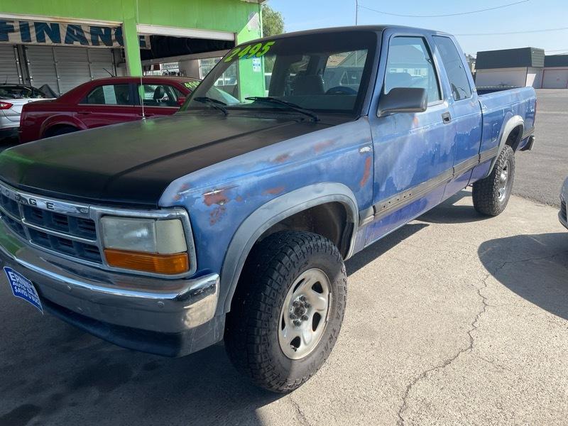 Dodge Dakota Club Cab 6.5-ft. Bed 4WD 1994