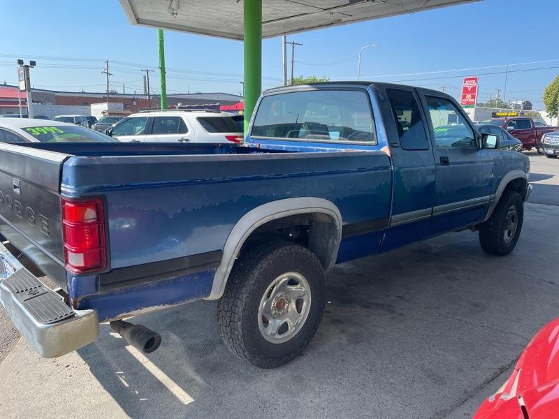 Dodge Dakota Club Cab 6.5-ft. Bed 4WD 1994