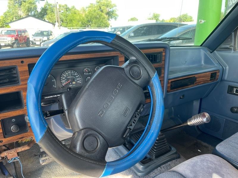 Dodge Dakota Club Cab 6.5-ft. Bed 4WD 1994