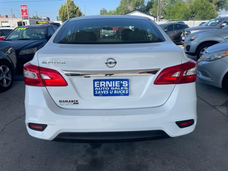 Nissan Sentra S CVT 2019