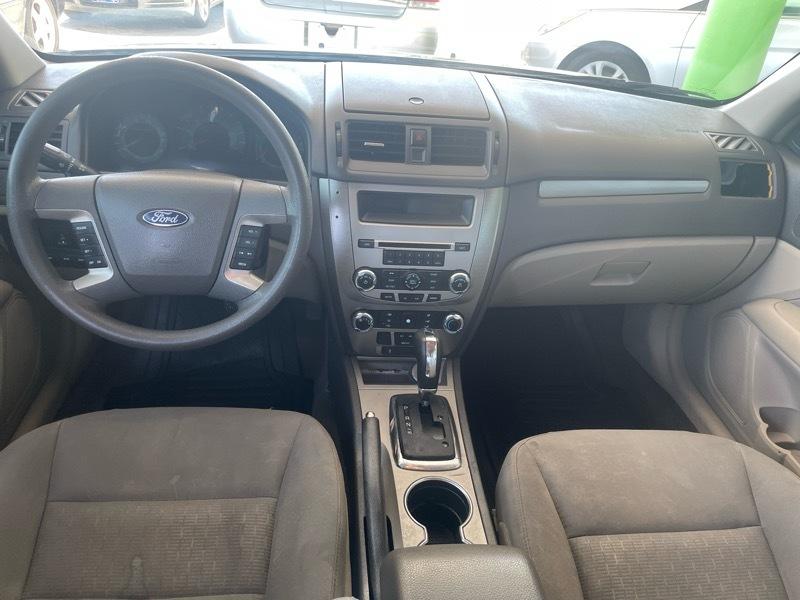 Ford Fusion SE 2010