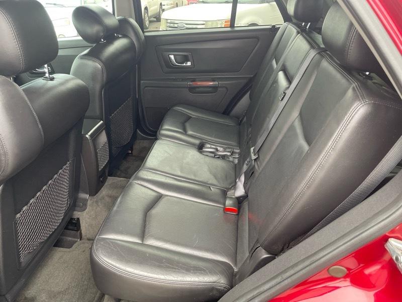 Cadillac SRX V8 2006