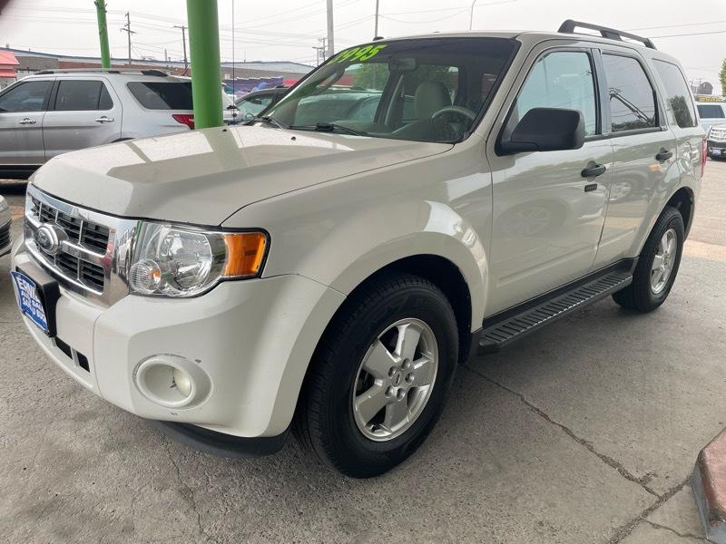 Ford Escape XLT 4WD 2012