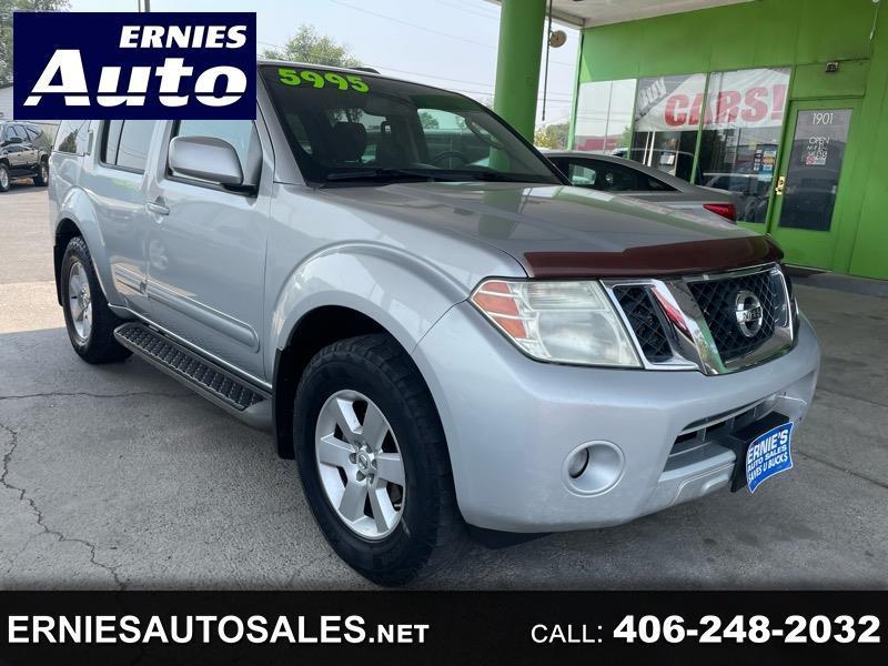 Nissan Pathfinder LE 4WD 2011