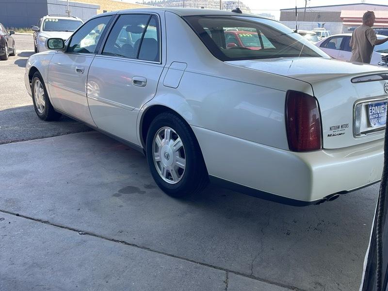 Cadillac DeVille Sedan 2003