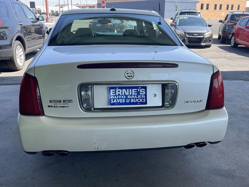 Cadillac DeVille Sedan 2003