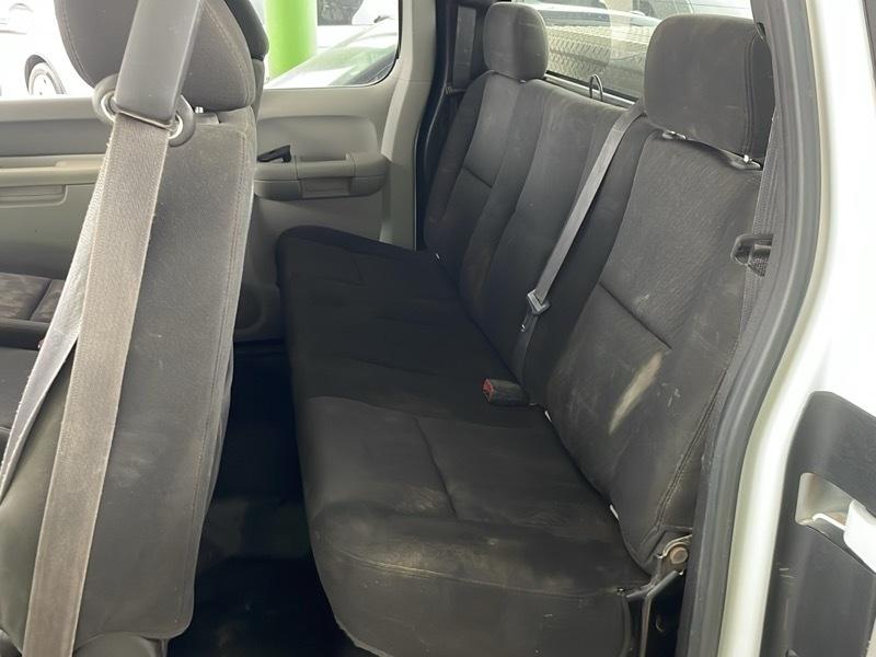 Chevrolet Silverado 1500 Work Truck Ext. Cab 4WD 2011