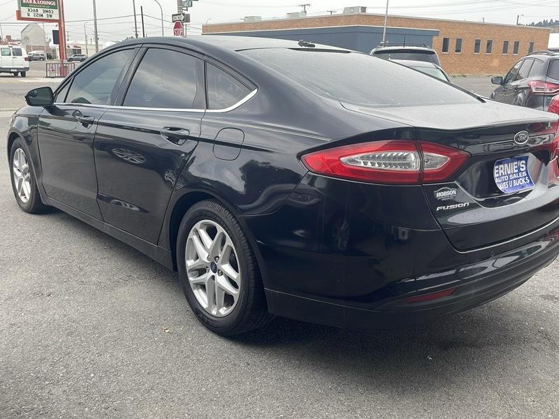 Ford Fusion SE 2016