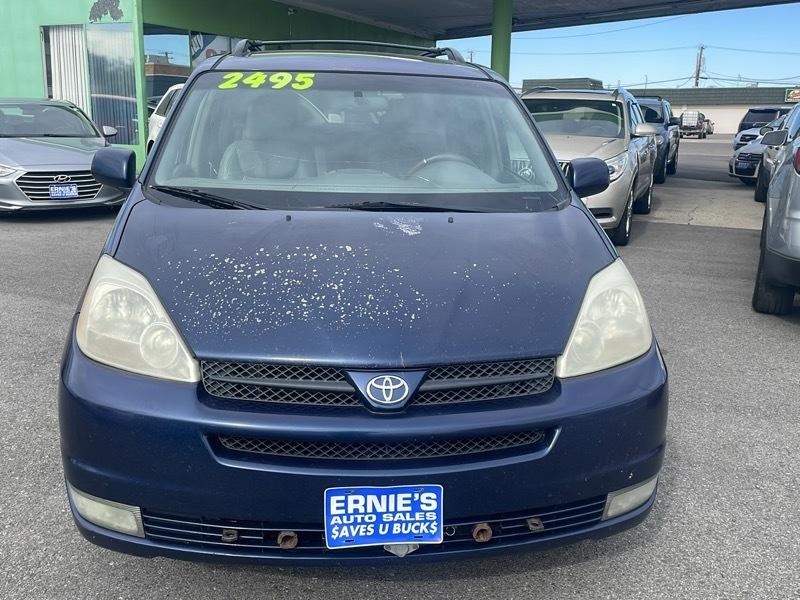 Toyota Sienna XLE 2005