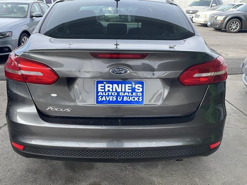 Ford Focus S Sedan 2018