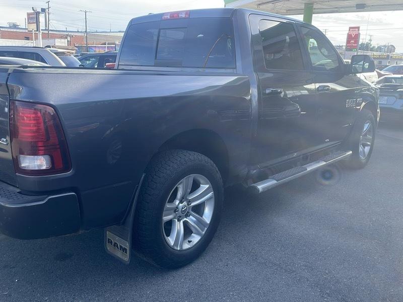 RAM 1500 Sport Crew Cab SWB 4WD 2017