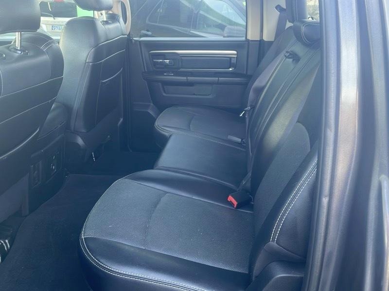 RAM 1500 Sport Crew Cab SWB 4WD 2017