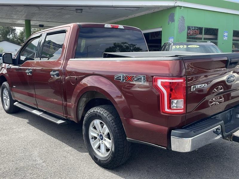 Ford F-150 XL SuperCrew 5.5-ft. Bed 4WD 2015