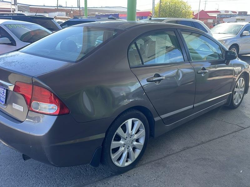 Honda Civic EX Sedan 5-Speed AT 2011