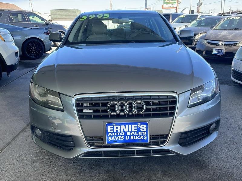 Audi A4 2.0T Sedan quattro Tiptronic 2011