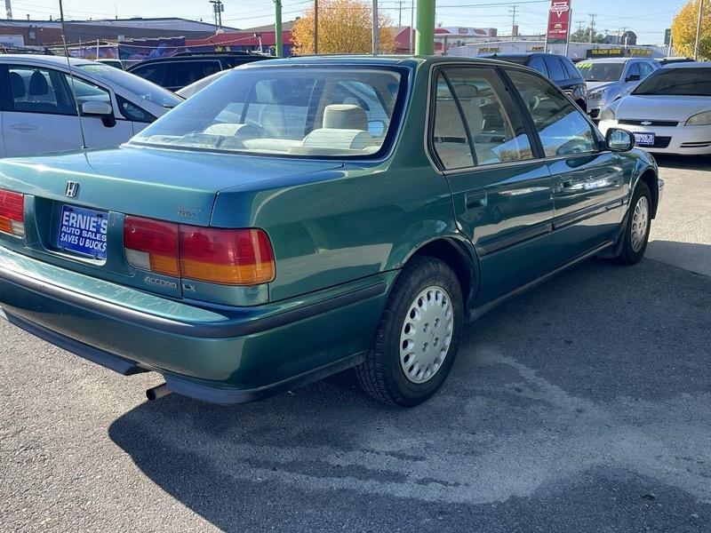 Honda Accord LX sedan 1992