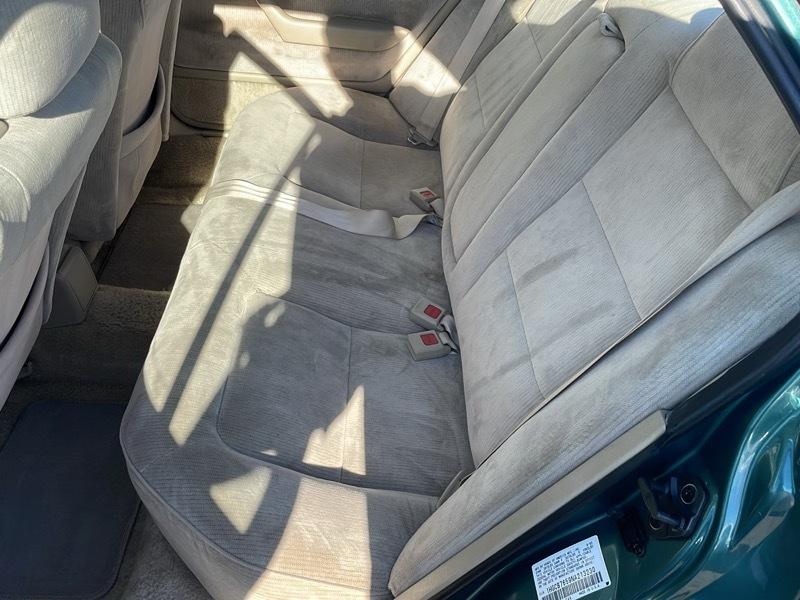 Honda Accord LX sedan 1992