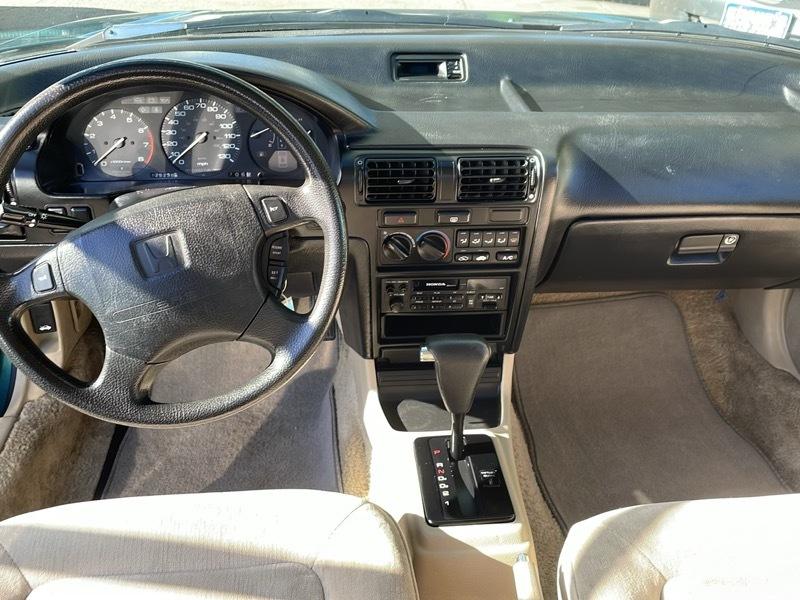 Honda Accord LX sedan 1992