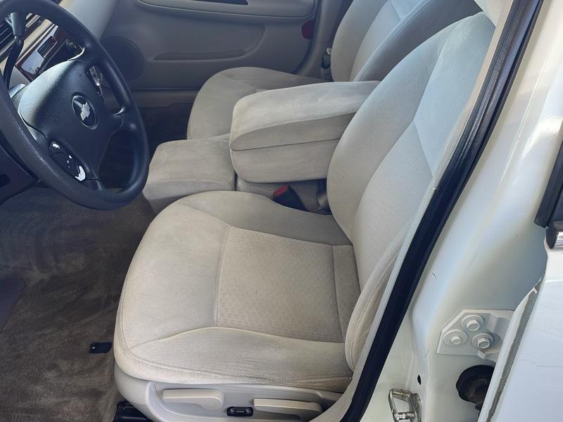 Chevrolet Impala LS 2010