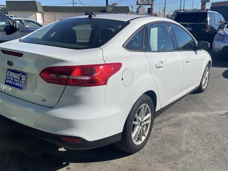 Ford Focus SE Sedan 2017
