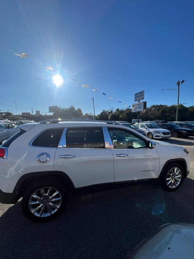 Jeep Cherokee Limited FWD 2016