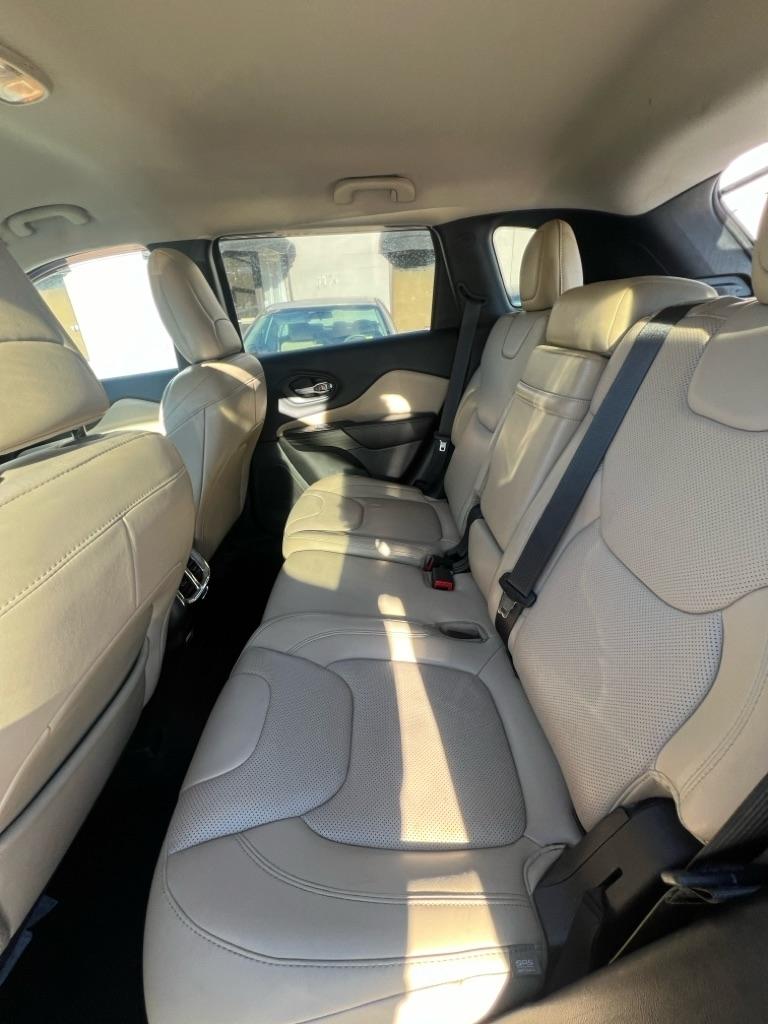 Jeep Cherokee Limited FWD 2016
