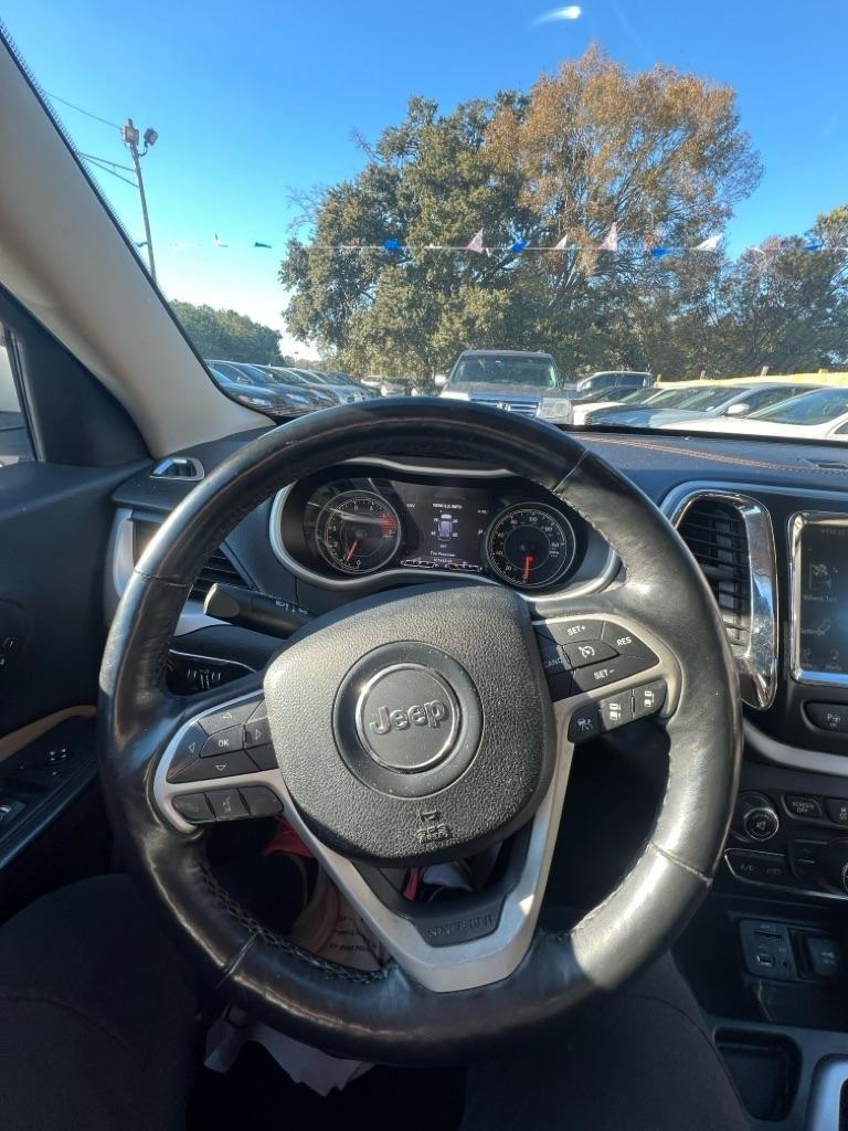 Jeep Cherokee Limited FWD 2016