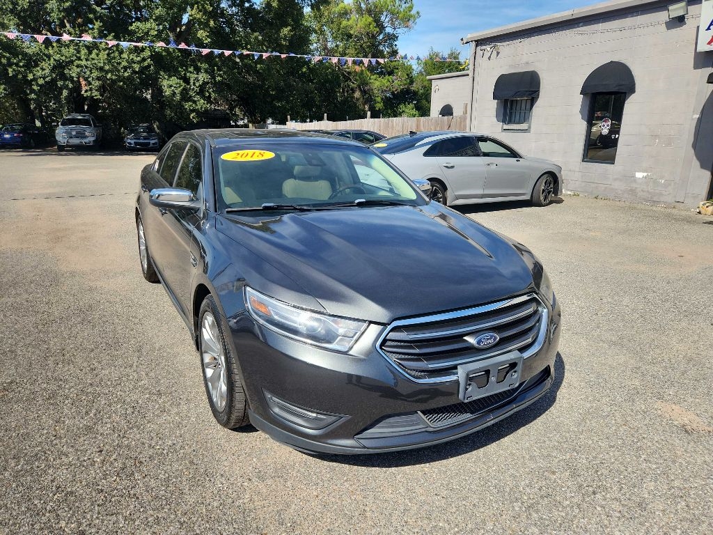 Ford Taurus Limited FWD 2018 Ford Taurus Limited FWD 2018