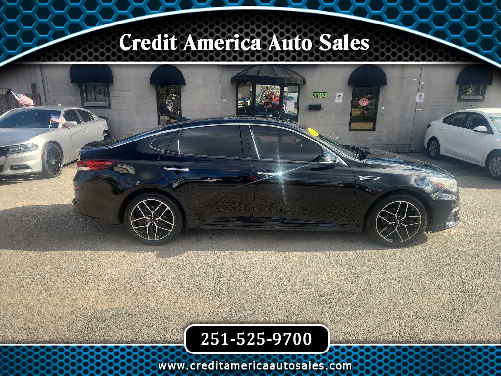 2020 Kia Optima SE's photo