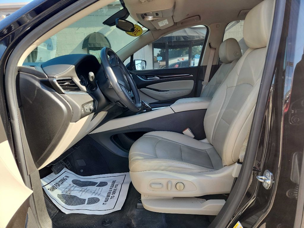 Buick Enclave Essence AWD 2020