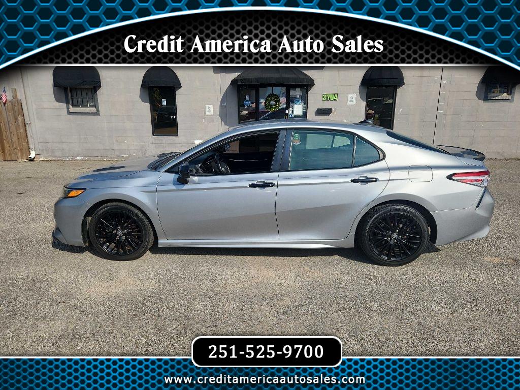 2020 Toyota Camry SE Nightshade's photo