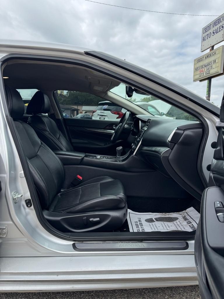 Nissan Maxima 3.5 SV 2020