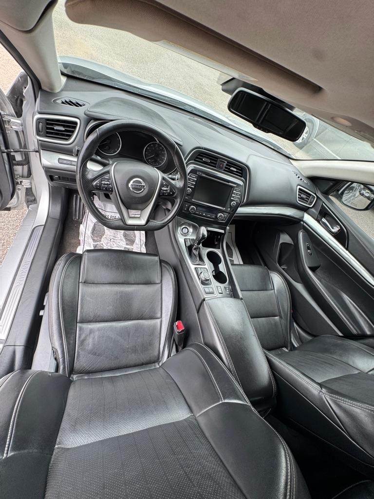 Nissan Maxima 3.5 SV 2020