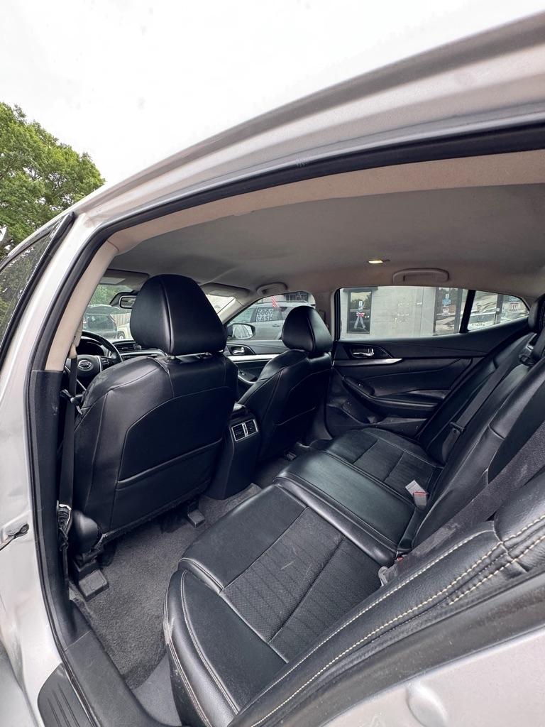 Nissan Maxima 3.5 SV 2020
