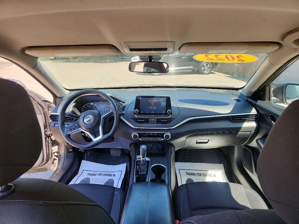 Nissan Altima 2.5 SV 2022