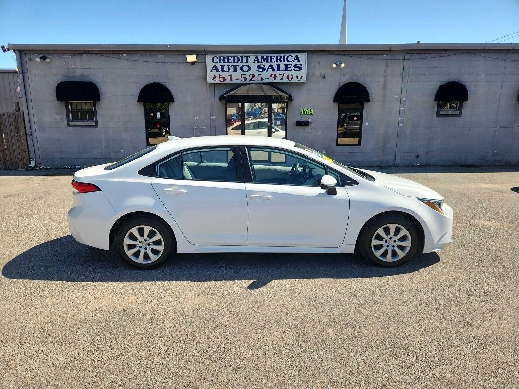 Toyota Corolla LE 2022