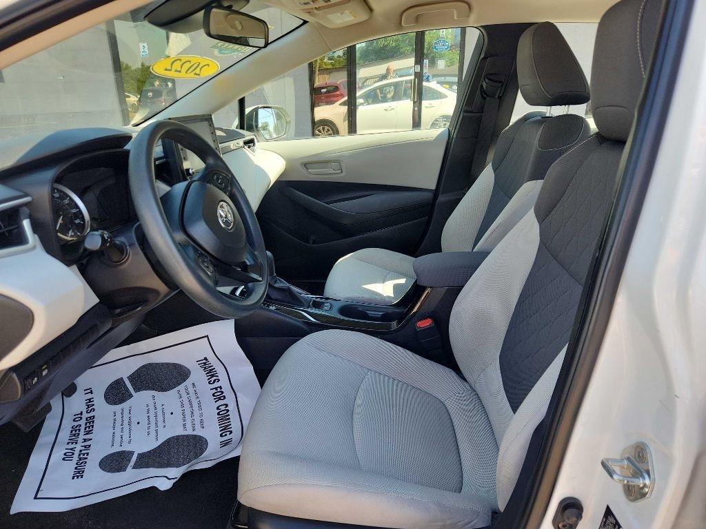 Toyota Corolla LE 2022