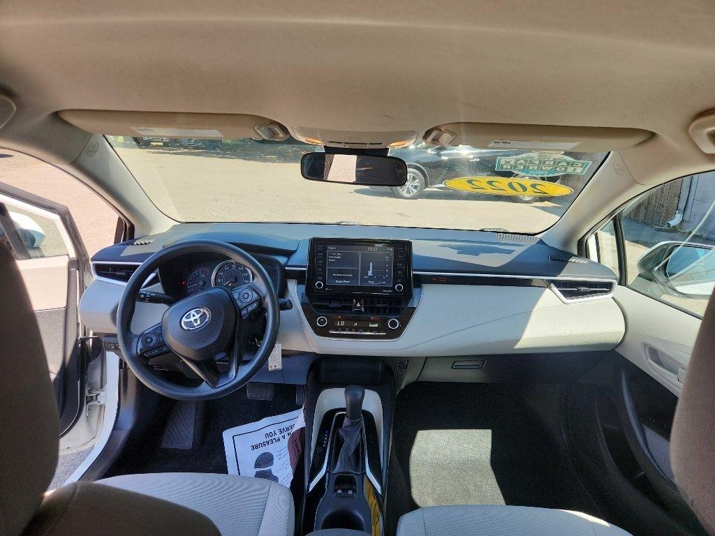 Toyota Corolla LE 2022
