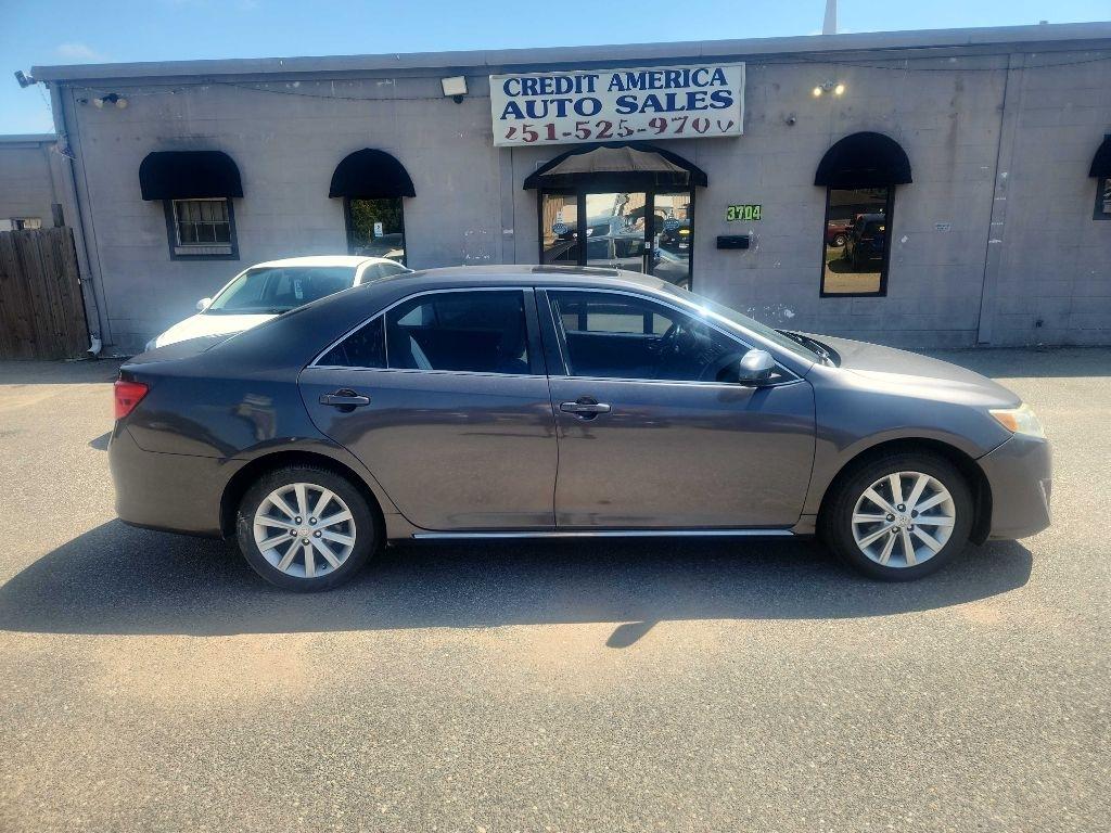 Toyota Camry XLE 2014