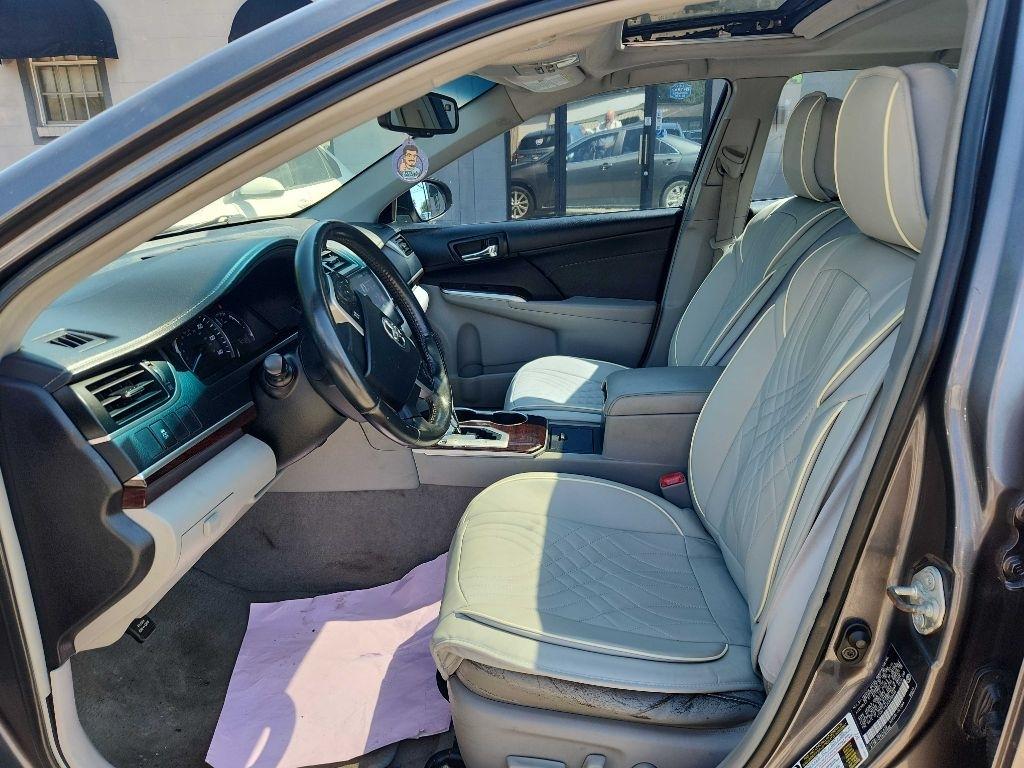 Toyota Camry XLE 2014