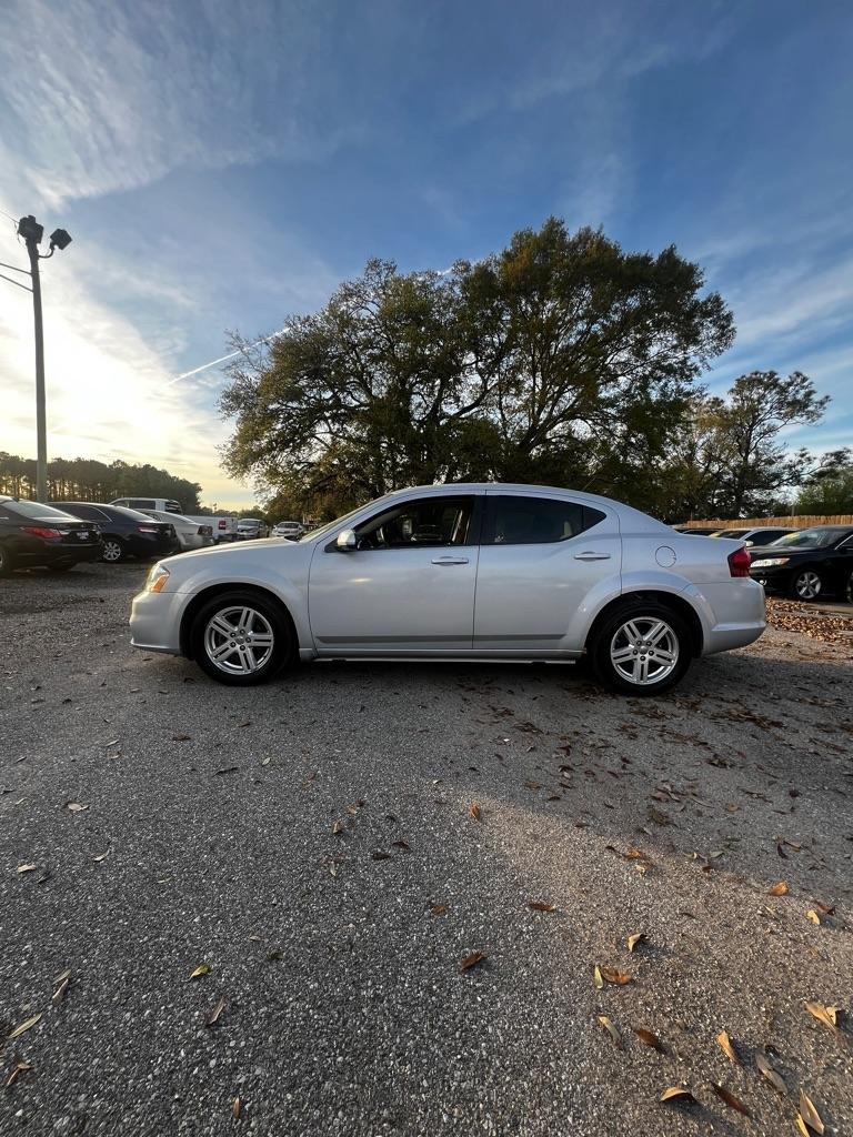 Dodge Avenger Mainstreet 2011